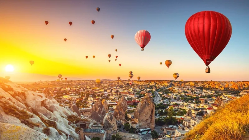 Khám phá cảnh quan kỳ thú du lịch cappadocia