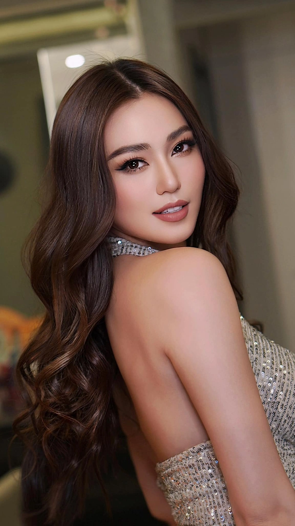 Khánh My karaoke và những ca khúc do chính cô thể hiện