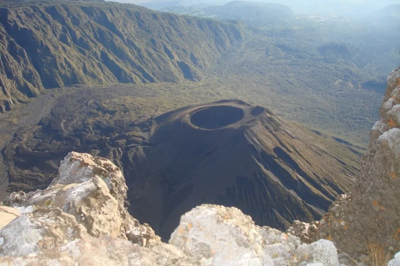 Núi Meru - ngọn núi linh thiêng bậc nhất Ấn Độ