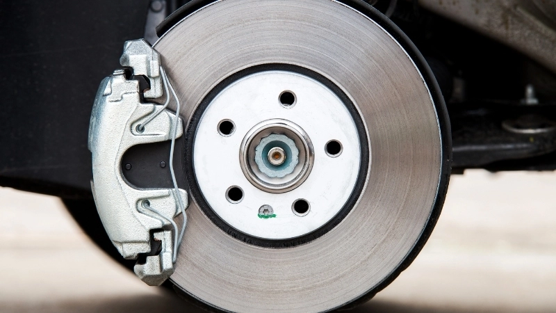 Cách khắc phục tình trạng phanh ô tô rít