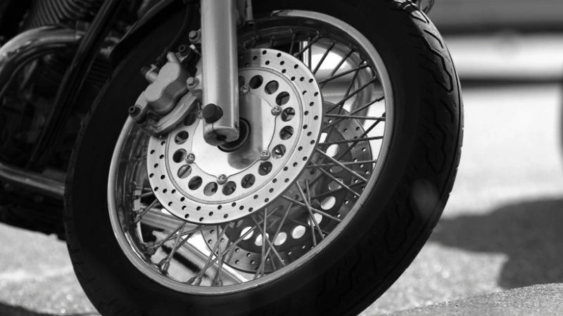 Tác hại của việc phanh xe máy kêu