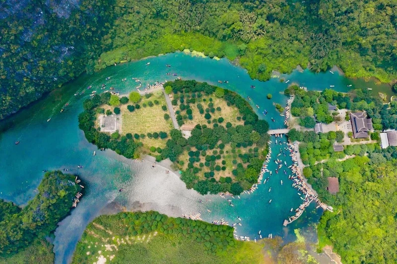 Trải nghiệm du lịch độc đáo với tràng an ninh bình có những gì