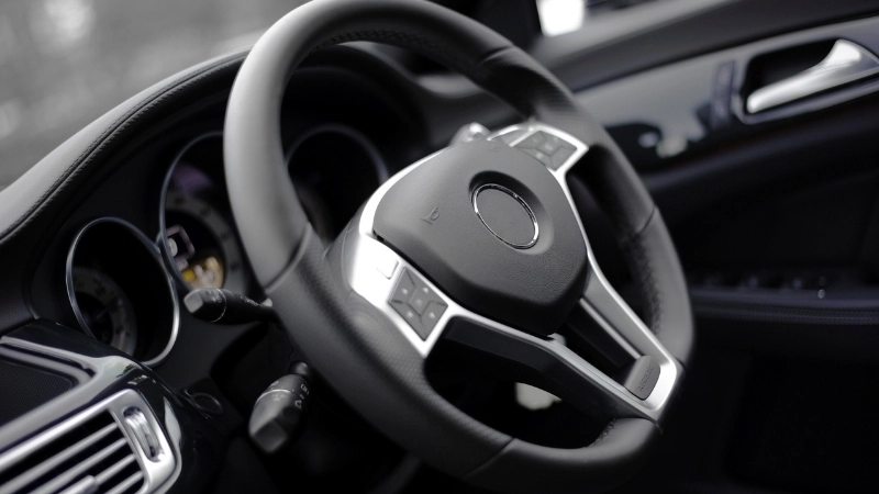 Cách khắc phục vô lăng ô tô rung khi chạy tốc độ cao