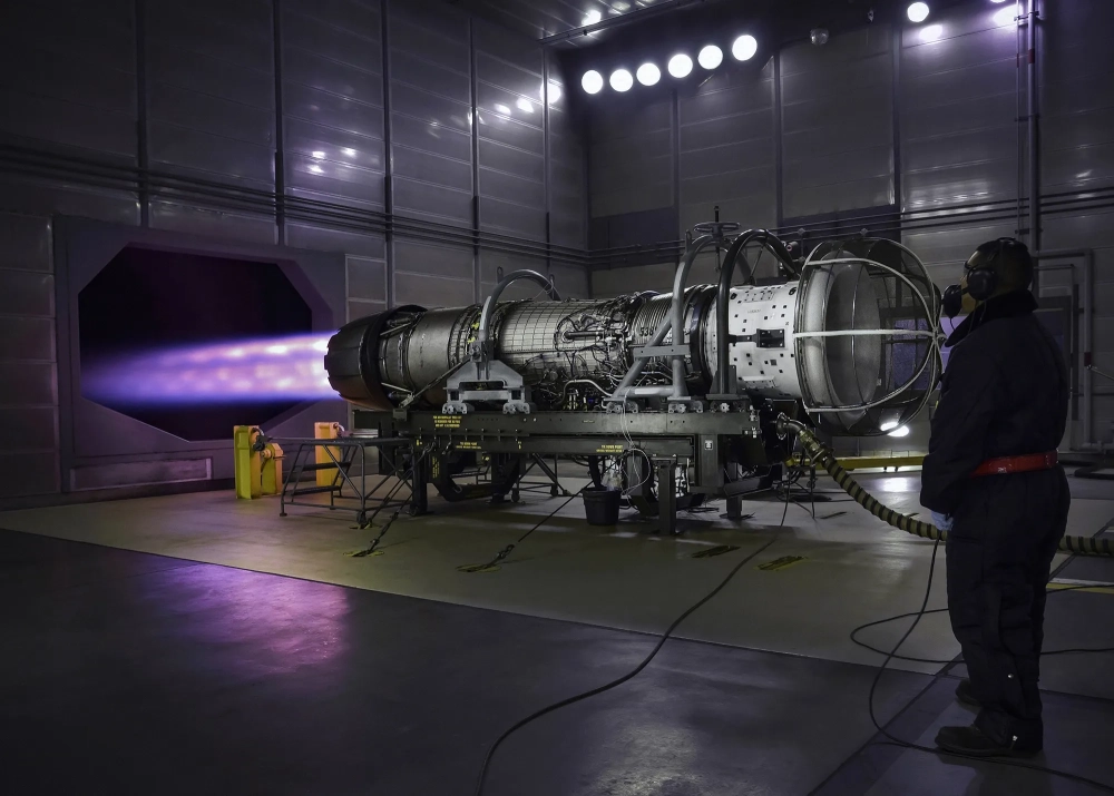 Động cơ ion tương lai định hình kỷ nguyên mới