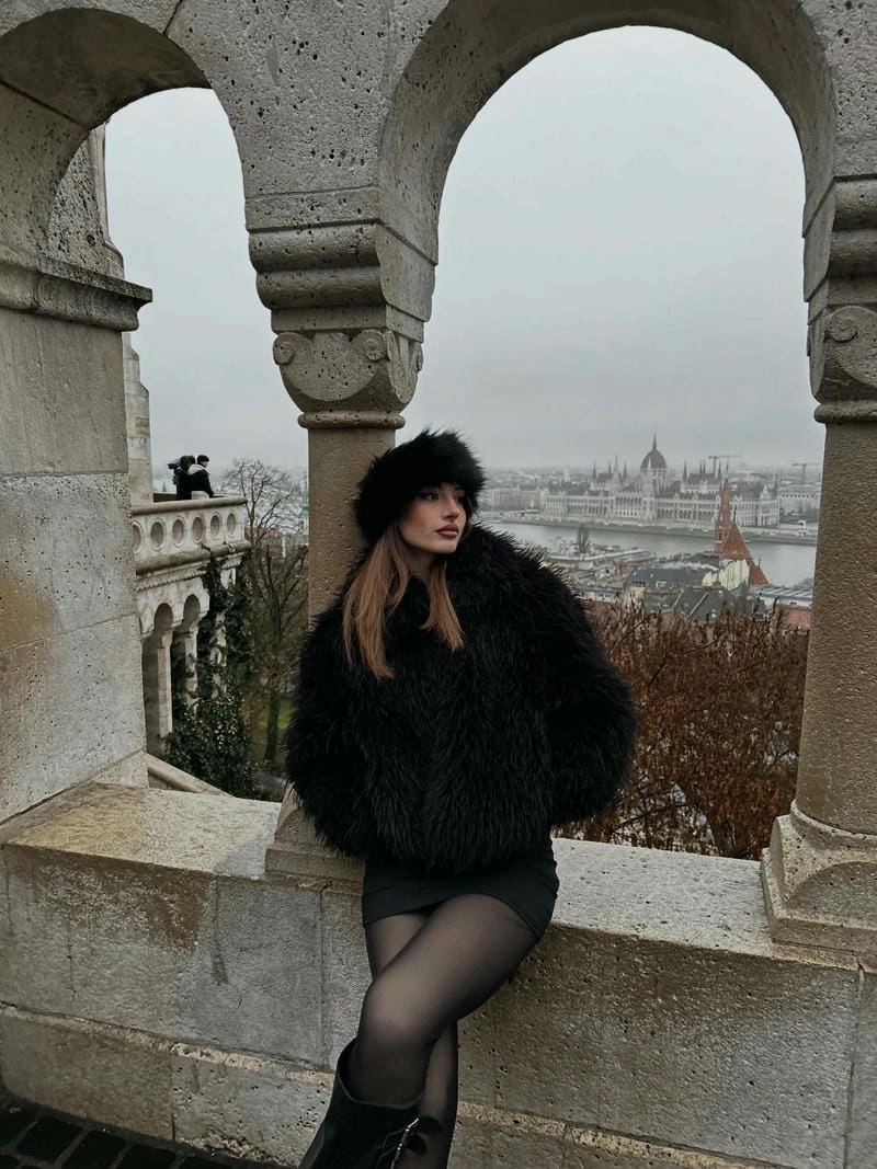 Gái Nga đẹp nhất thế giới khiến bao ánh nhìn mê say