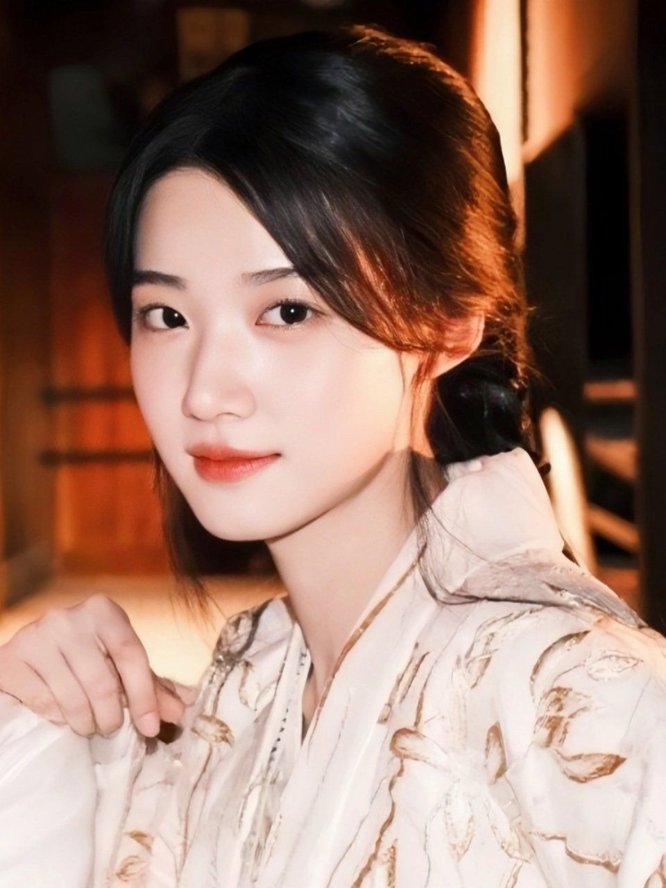 Gái đẹp Trung Hoa gợi nét cổ điển đầy mê hoặc