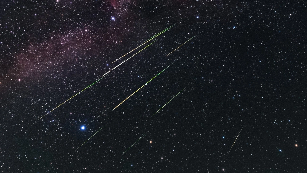 Hôm nay có mưa sao băng không là câu hỏi phổ biến