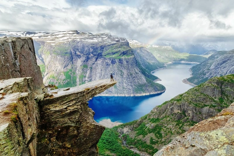 Điểm đến núi Trolltunga không thể bỏ lỡ