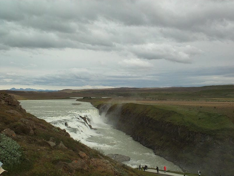 Vẻ đẹp thác Gullfoss khiến ai cũng say mê