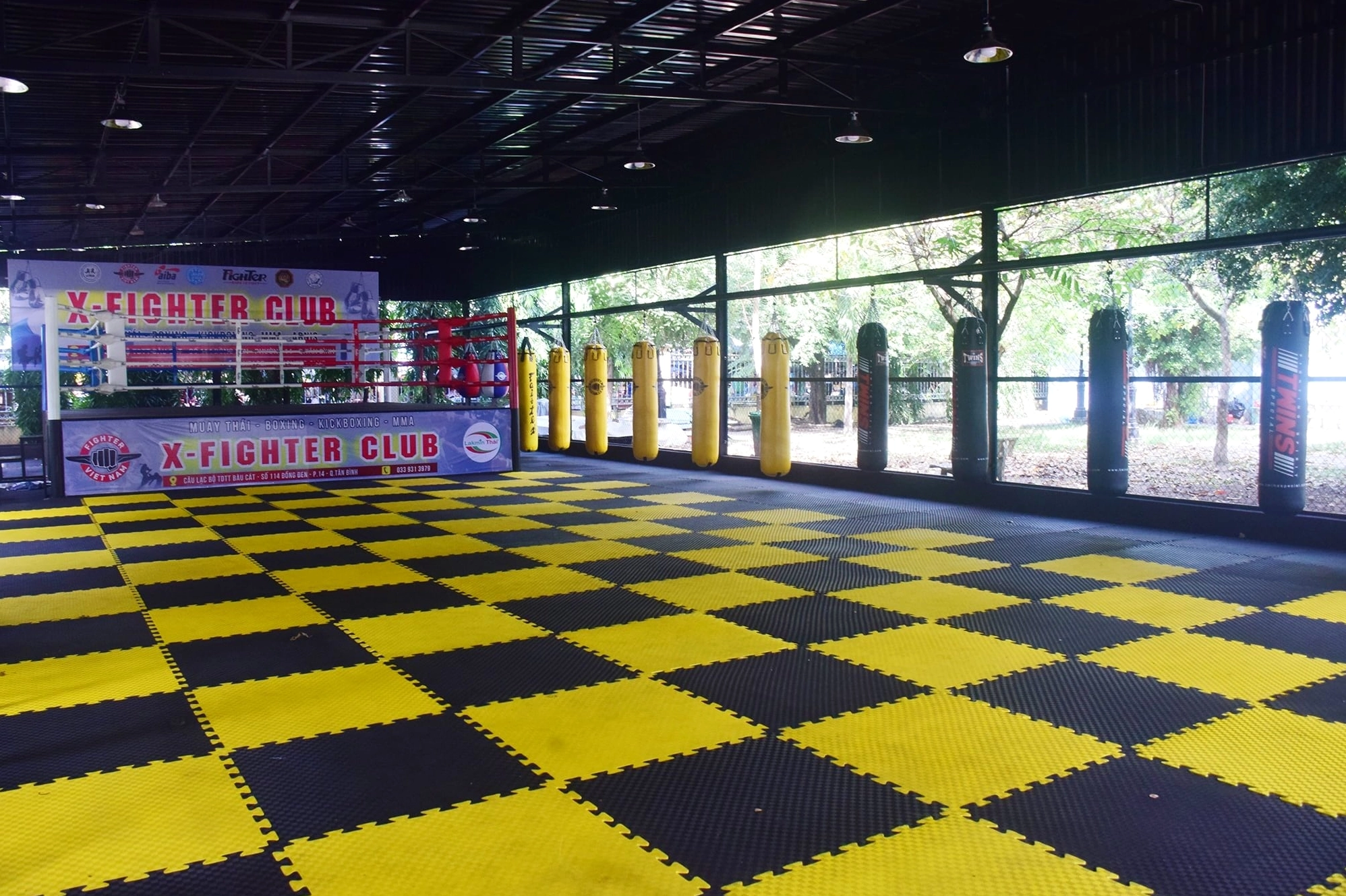 Dụng cụ võ thuật phục vụ sự nghiệp Hà Thị Linh