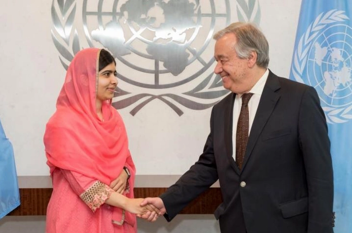 Malala Yousafzai cùng Tổng thư ký Liên Hợp Quốc António Guterres