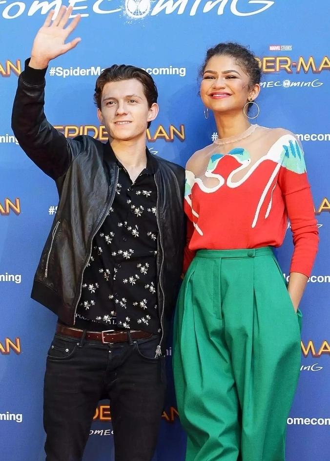Tom Holland và Zendaya tại sự kiện Spider-Man Homecoming năm 2017