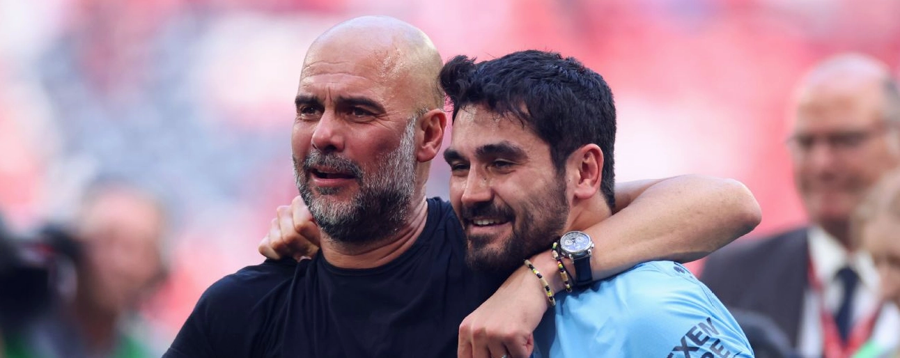 İlkay Gündoğan tri ân huấn luyện viên Pep Guardiola vì đã trao cho anh mọi thứ trong bóng đá