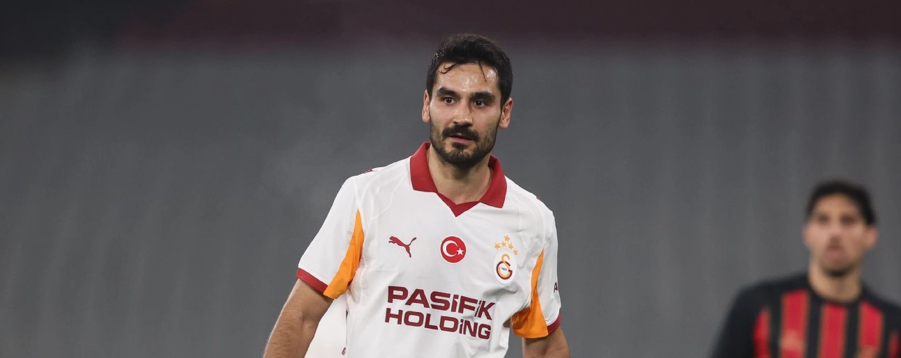 Tiền vệ İlkay Gündoğan trong màu áo mới sau tám mùa giải cống hiến tại Manchester City trước khi chuyển đến Galatasaray