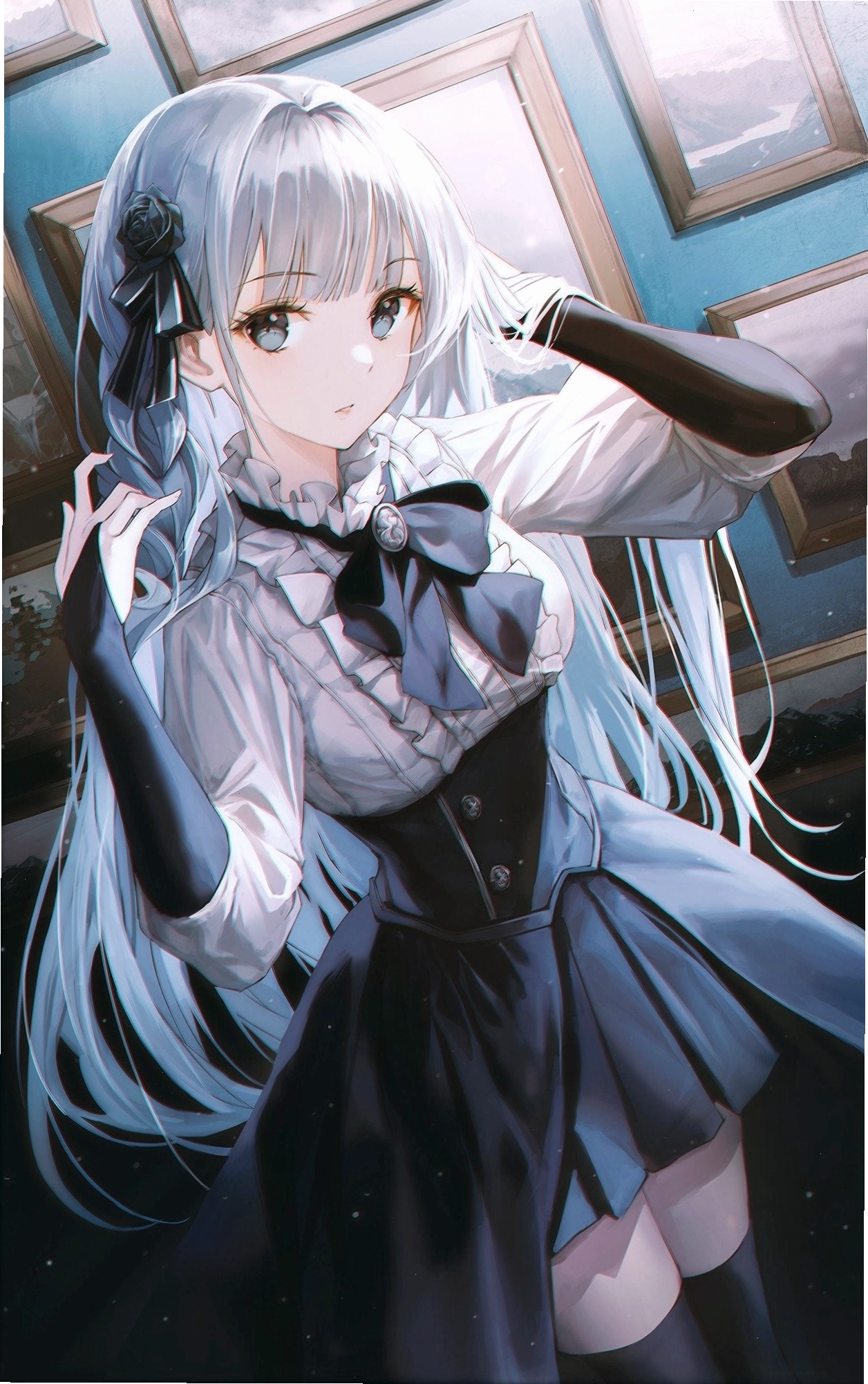 Anime nữ tóc trắng với trang phục phong cách