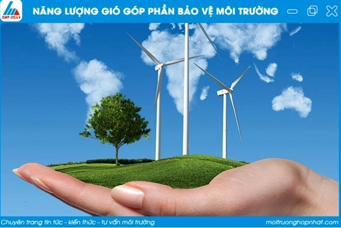Cánh quạt tua bin gió quay đều trên nền trời xanh