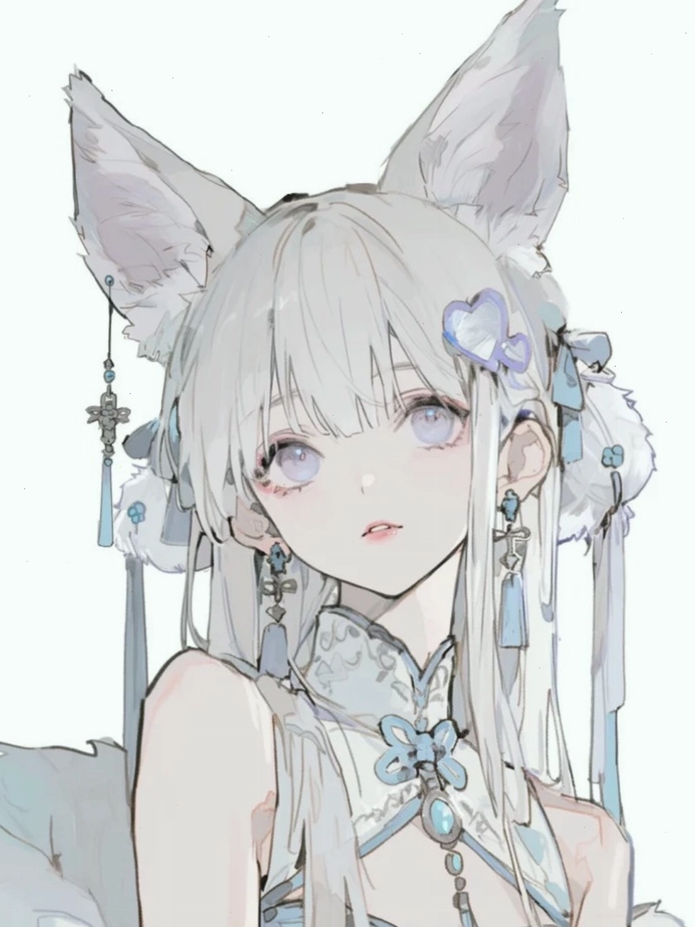 Chi tiết đôi tai và đuôi của hồ ly anime