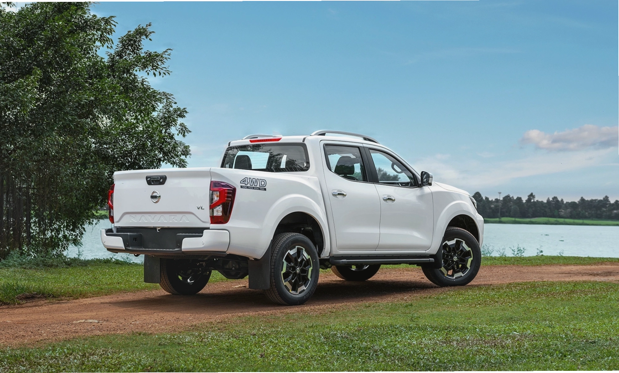 Chi tiết thiết kế đầu xe Nissan Navara 2025
