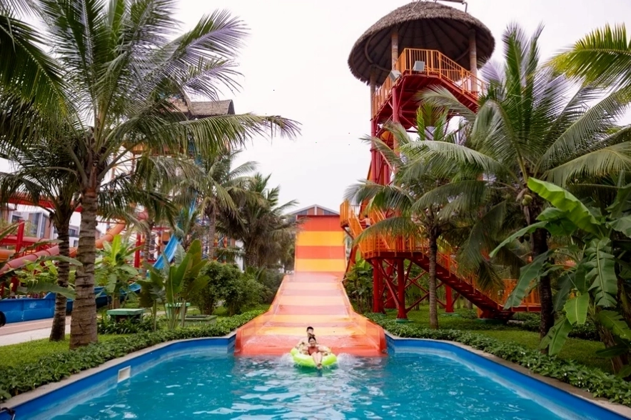 Công viên nước tại Vinhomes Ocean Park 3 với nhiều trò chơi hấp dẫn
