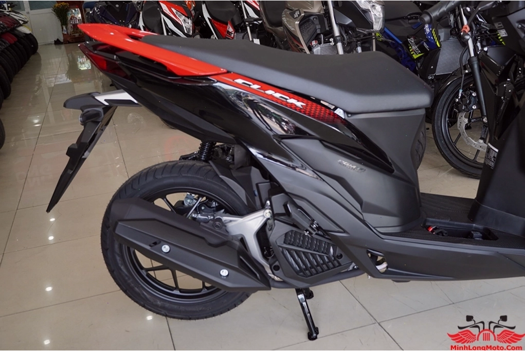 Đèn hậu xe Honda Click 125i