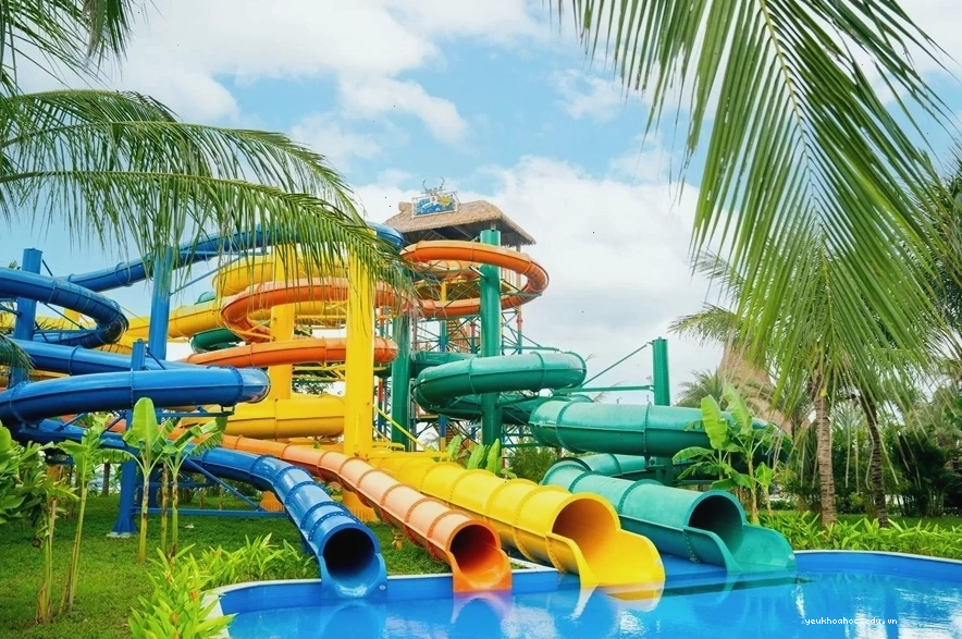 Đường trượt nước tại VinWonders Water Park Ocean Park 3