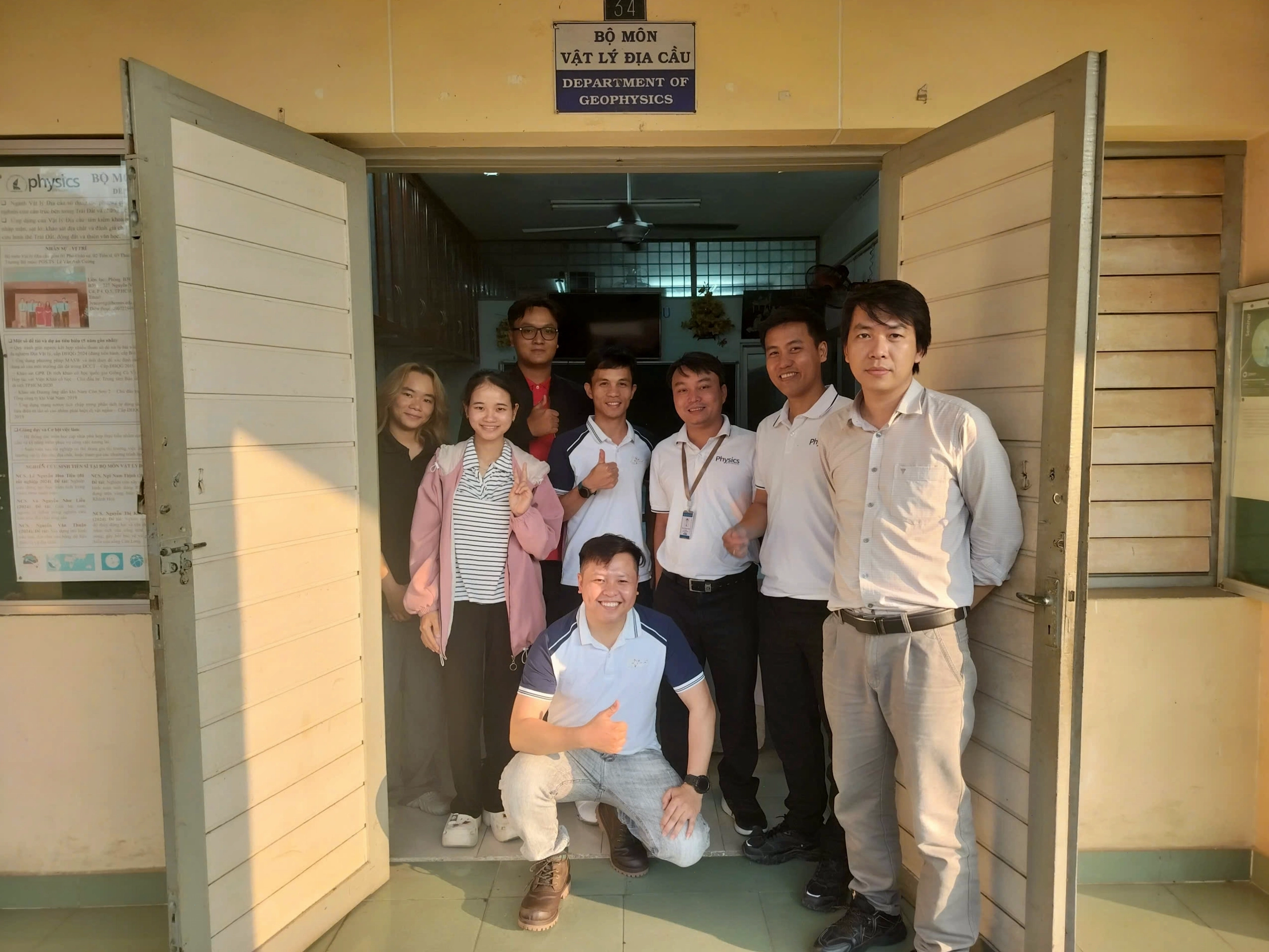 Hình ảnh buổi seminar khoa học thành công