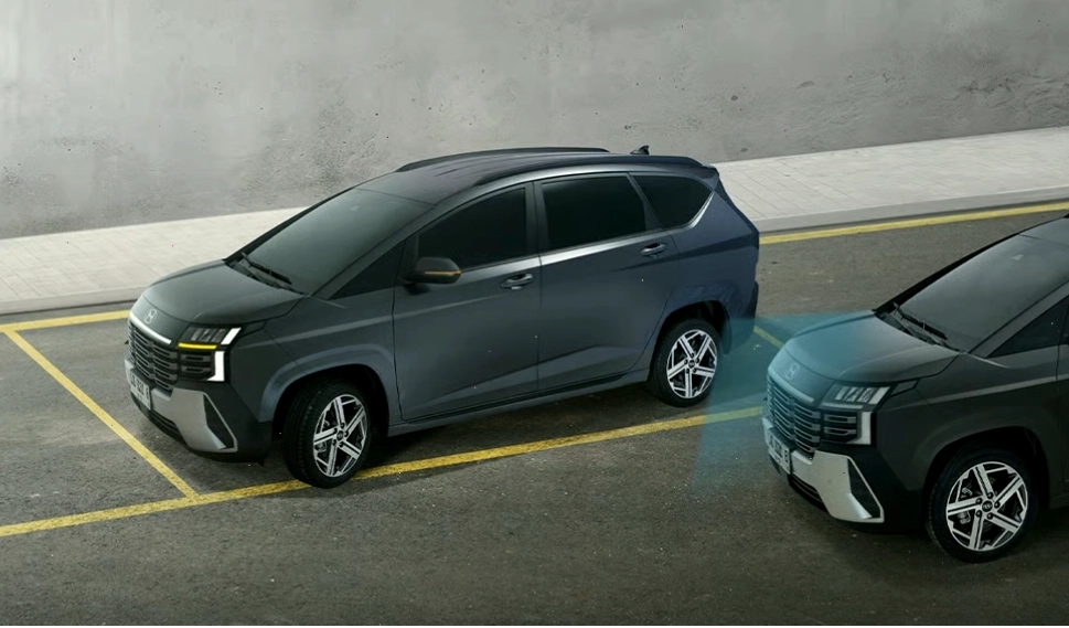 Hỗ trợ phòng tránh va chạm điểm mù trên Hyundai Stargazer