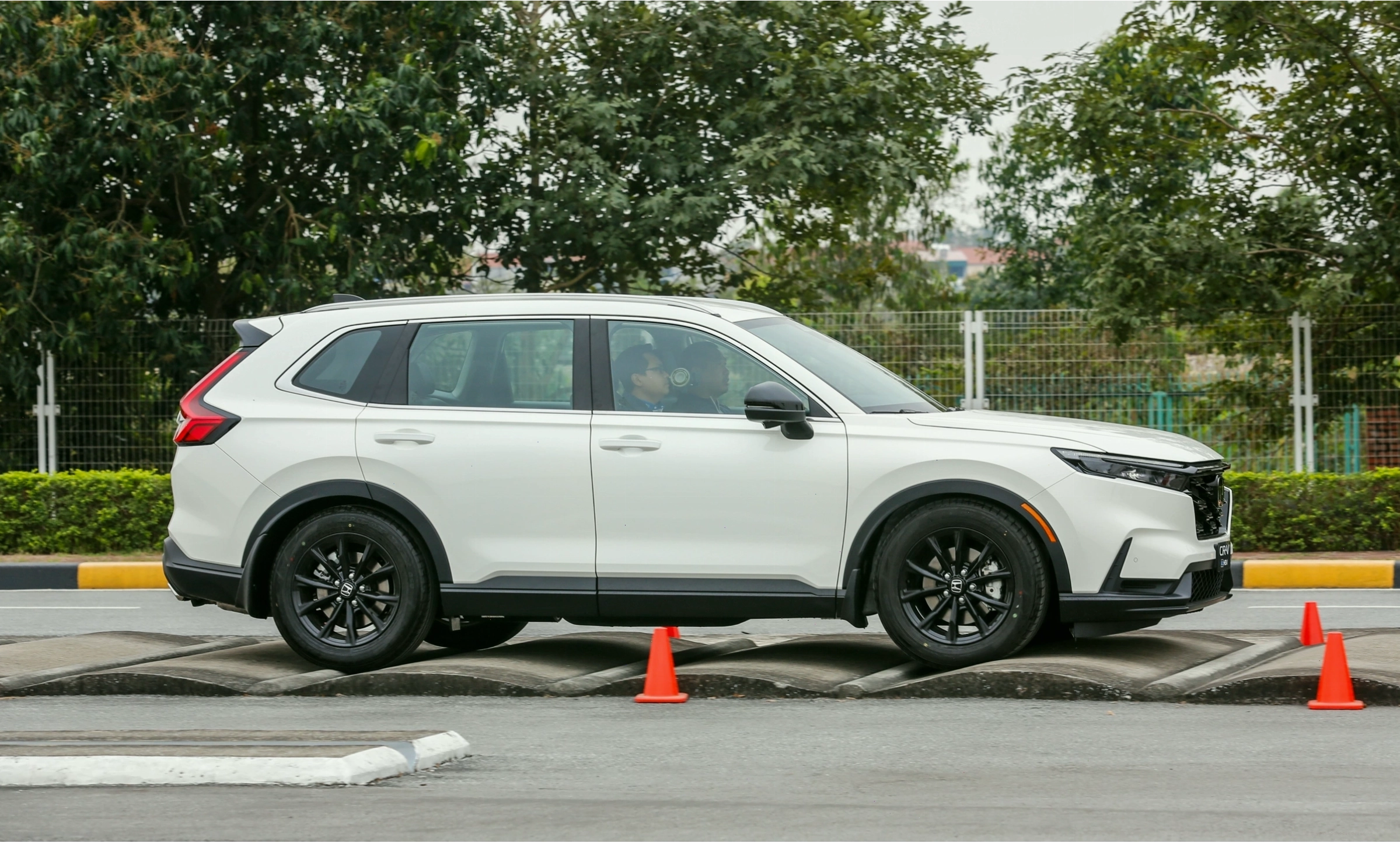 Khoang hành lý rộng rãi của Honda CR-V Hybrid