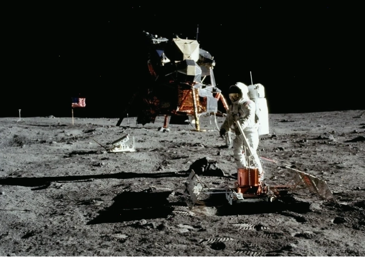 Nhân viên Sputnik làm việc tại tòa soạn, thể hiện quy mô hoạt động của hãng thông tấn quốc tế