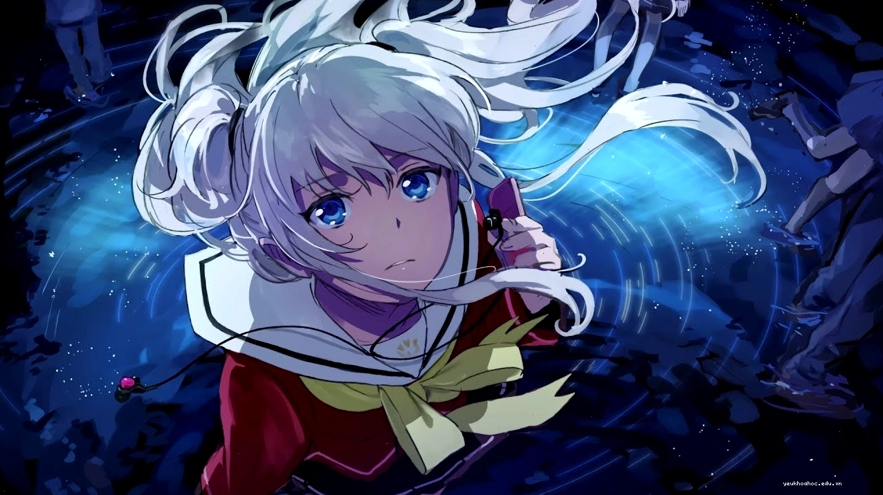Nữ chính anime tóc trắng với đôi mắt thể hiện sự mạnh mẽ
