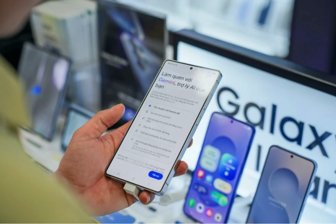 Samsung công bố lịch cập nhật One UI 7 cho nhiều thiết bị Galaxy