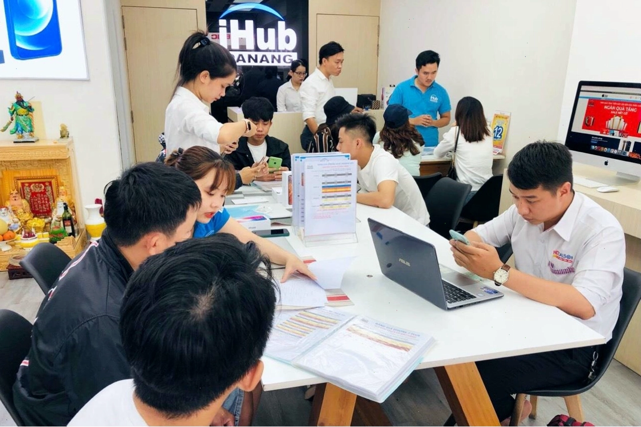Trải nghiệm sản phẩm iPad tại iHub Đà Nẵng