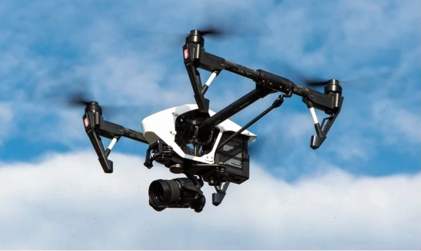 Ứng dụng Drone trong điện ảnh, giải trí, truyền hình