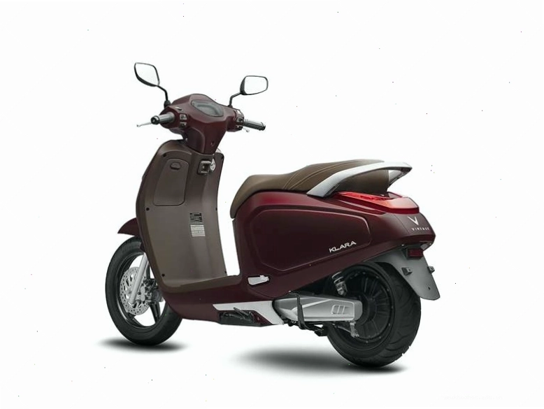VinFast Klara A2 màu đỏ đậm 2021 với cốp đồ trước tiện lợi