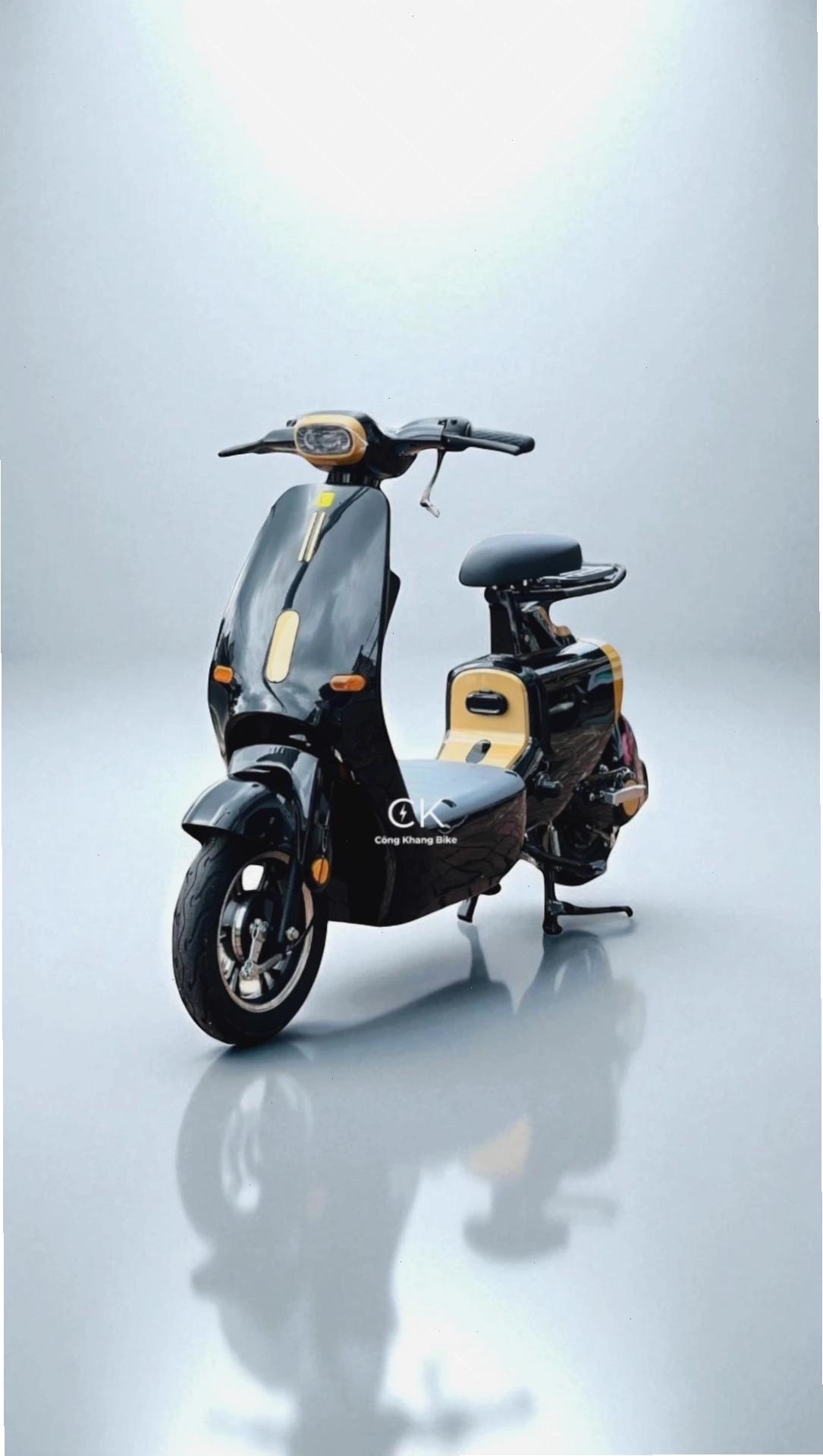 Xe điện K1 Dylexe màu đen nam tính