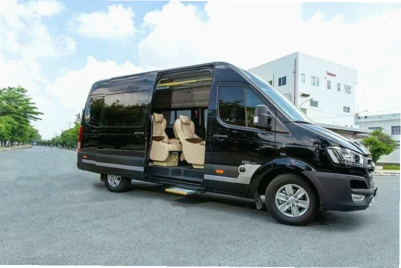 Xe Limousine là gì - hình ảnh minh họa không gian nội thất sang trọng
