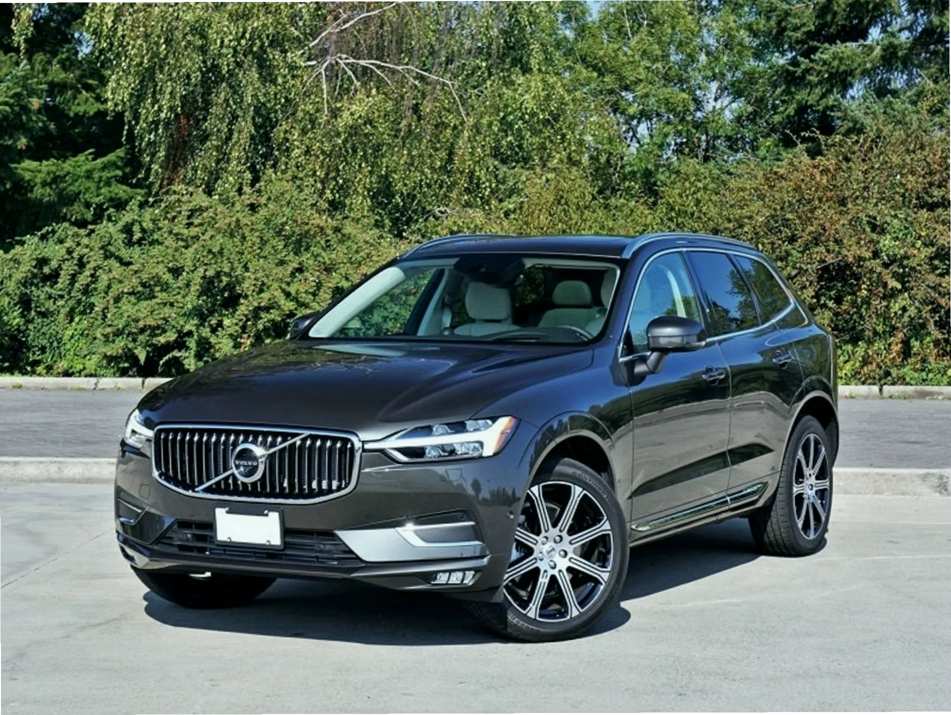 Xe tự lái Volvo XC60 2019