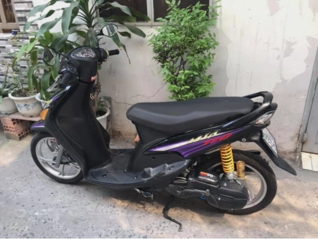 Yamaha Mio 110 màu xanh đen phong cách sporty