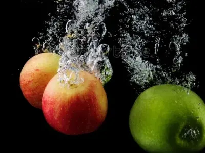 Vì sao vật thể rơi chậm trong nước? Lực cản của chất lỏng