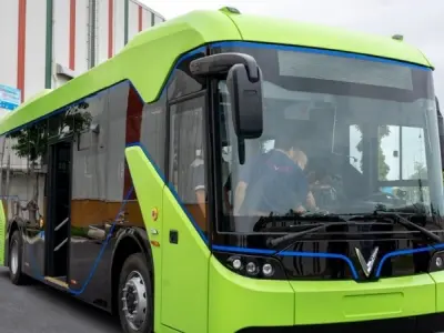 Xe buýt là gì? Phương tiện công cộng tiết kiệm và tiện lợi