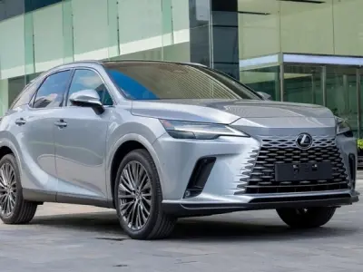 Xe crossover hybrid là gì? Khám phá công nghệ hiện đại