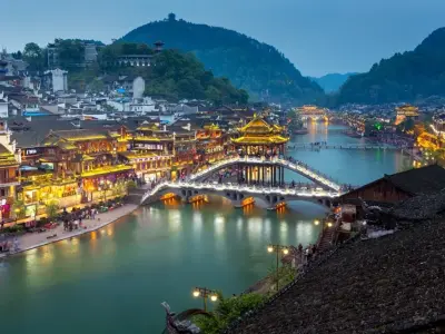Chiêm ngưỡng ảnh Phượng Hoàng Cổ Trấn đẹp khó quên