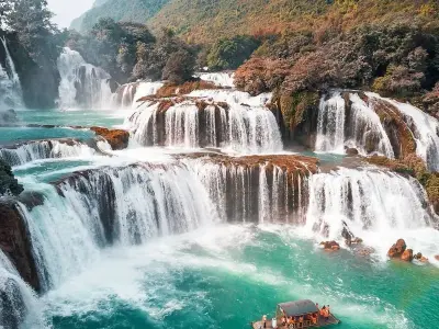 Khám phá vẻ đẹp hùng vĩ qua ảnh thác Bản Giốc tuyệt đẹp