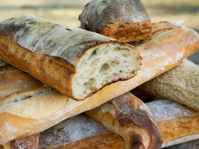 Hướng dẫn làm bánh mì baguette giòn chuẩn vị Pháp ngay tại nhà